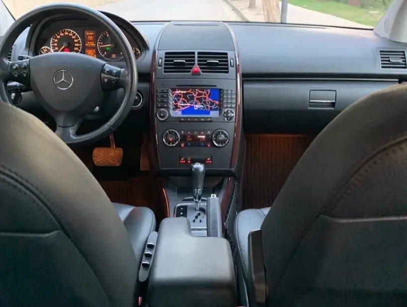 Rent a car in Tirana