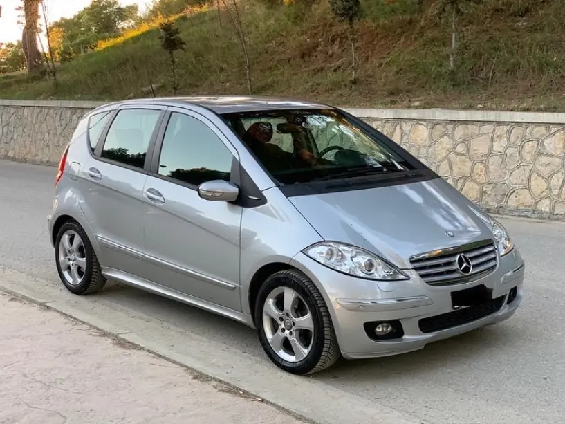 Rent a car in Tirana