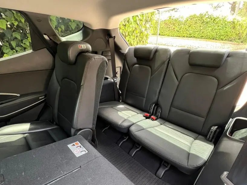 Rent a car in Tirana