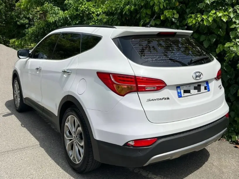 Rent a car in Tirana