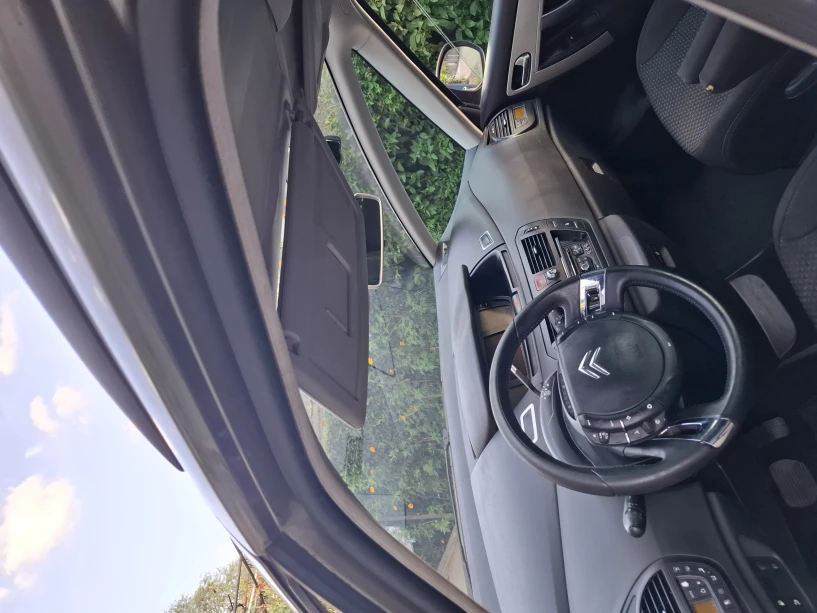 Louer une voiture à Tirana