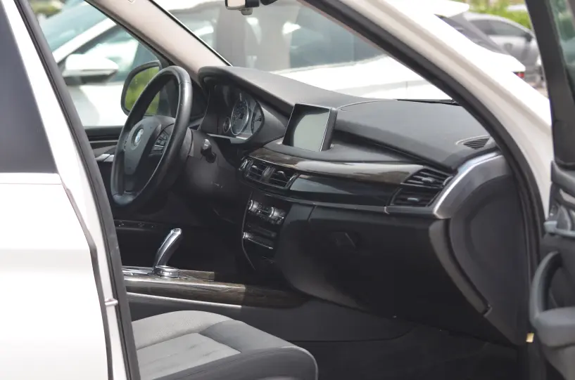 Wynajmij samochód w Tirana