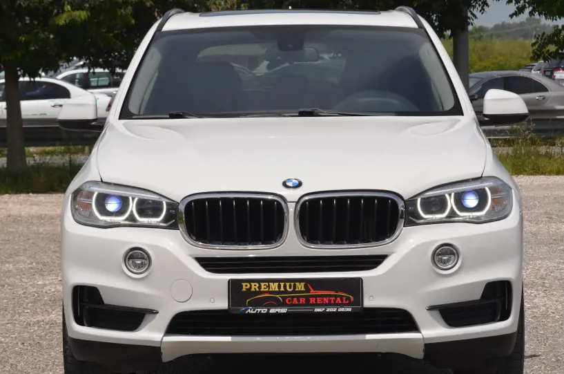 Wynajmij samochód w Tirana