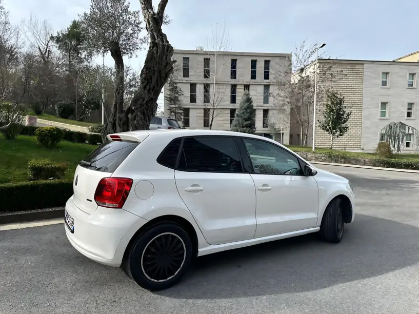 Louer une voiture à Tirana