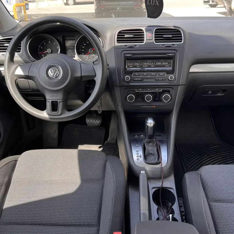 Louer une voiture à Tirana