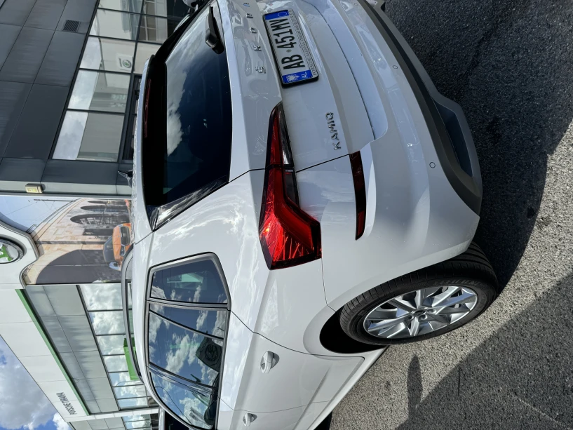 Louer une voiture à Tirana