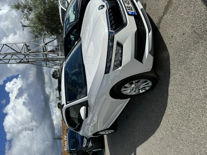 Louer une voiture à Tirana