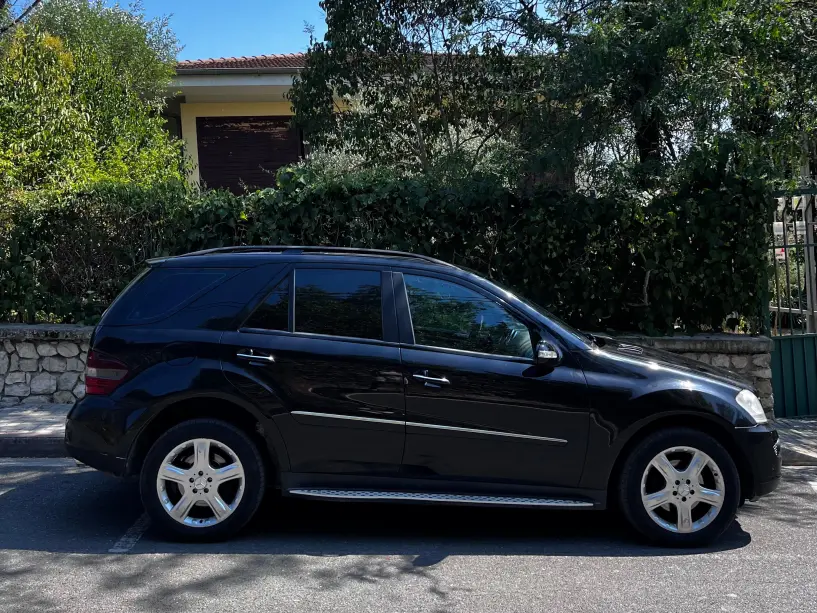 Rent a car in Tirana