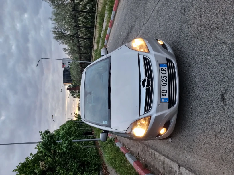 Rent a car in Tirana