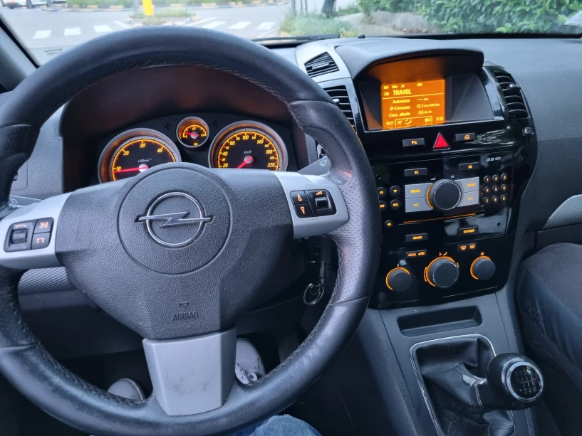 Rent a car in Tirana