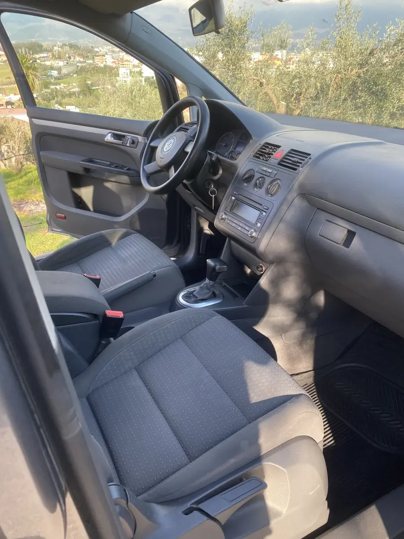 Rent a car in Tirana