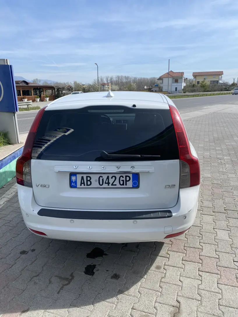 Rent a car in Tirana