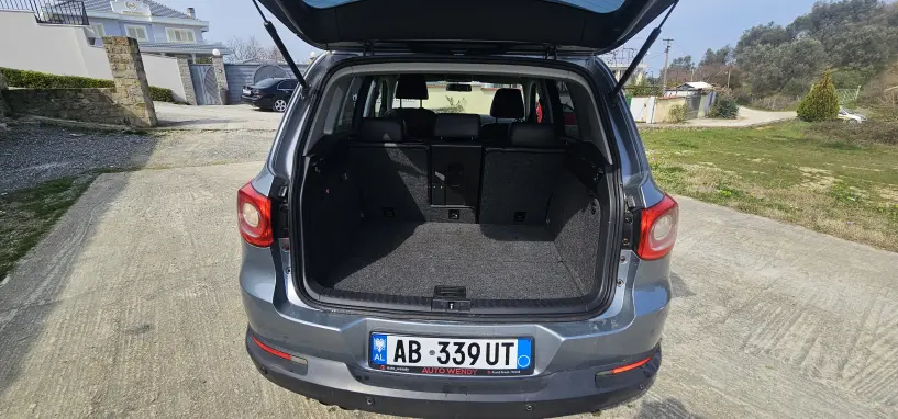 Rent a car in Tirana