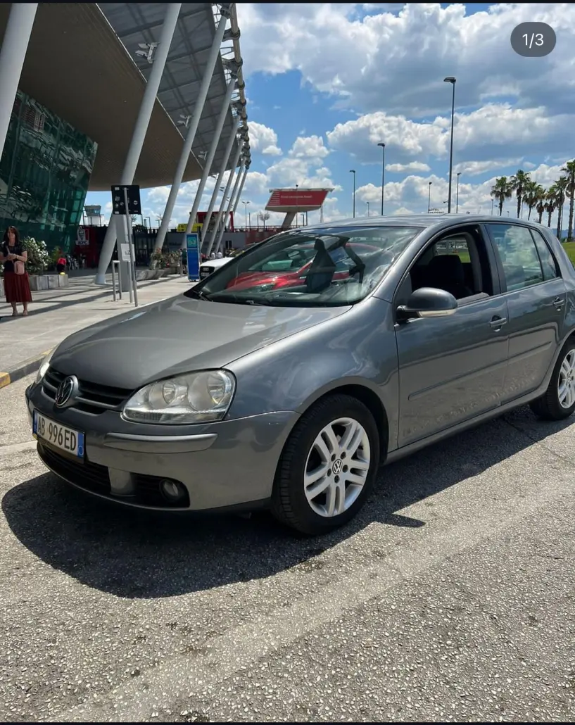 Louer une voiture à Tirana