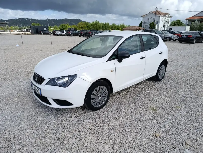 Wynajmij samochód w Tirana