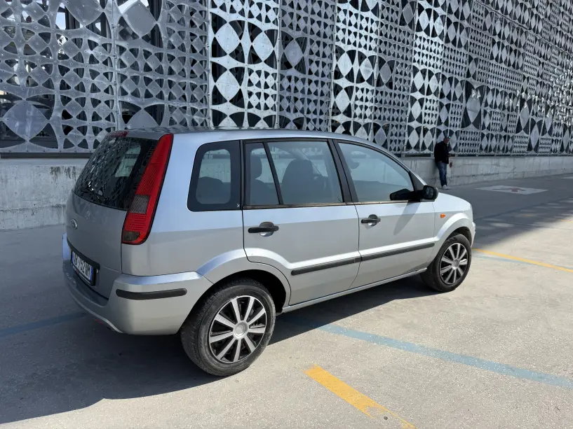 Rent a car in Tirana