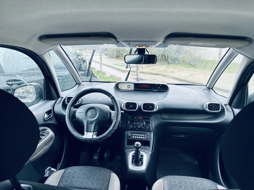 Rent a car in Durrës