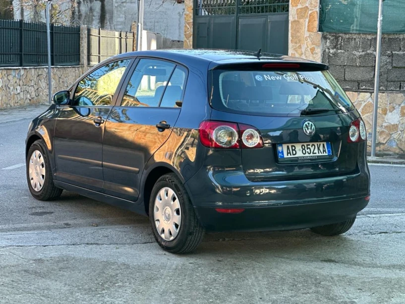 Rent a car in Tirana