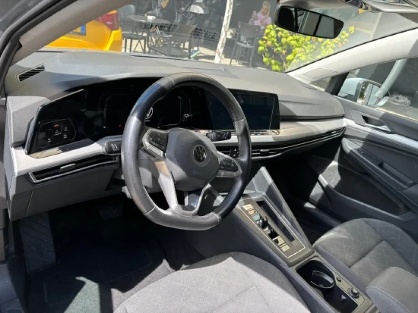 Wynajmij samochód w Tirana