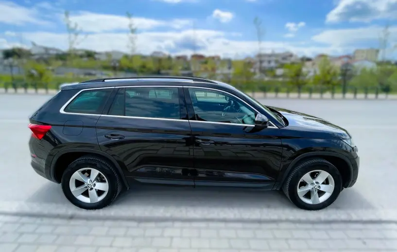 Louer une voiture à Tirana