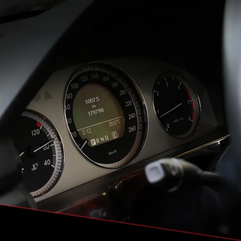 Alquila un coche en Tirana