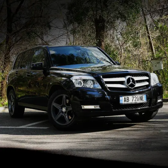 Alquila un 2011 Mercedes-Benz GLK 220 en Tirana
