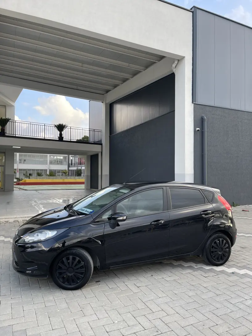 Rent a car in Durrës