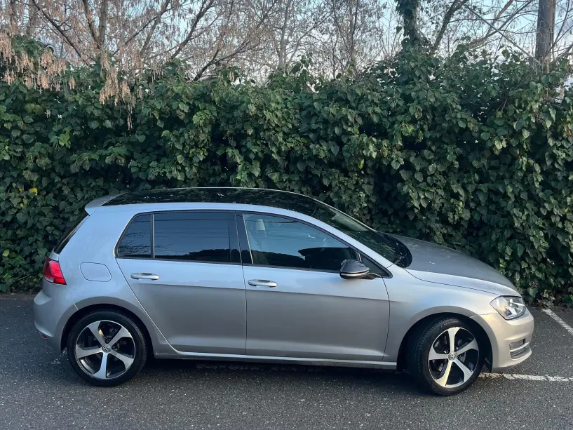 Rent a car in Tirana