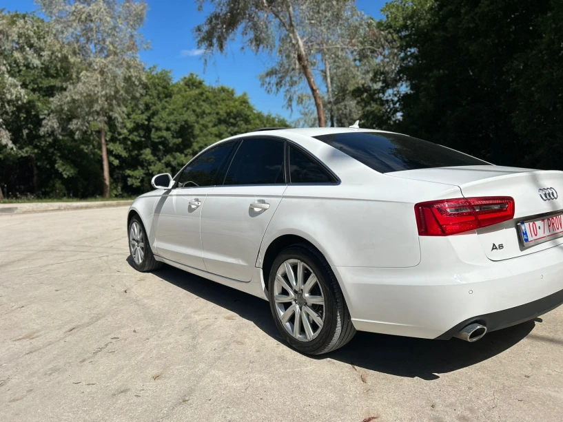 Wynajmij samochód w Tirana