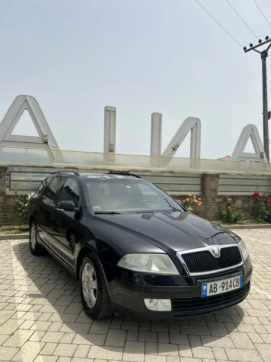 Rent a 2007 Skoda Octavia in Tirana