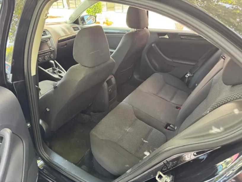 Rent a car in Tirana