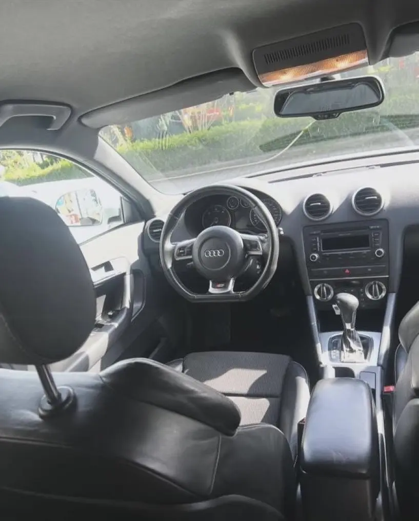 Merrni me qira një makinë në Tirana