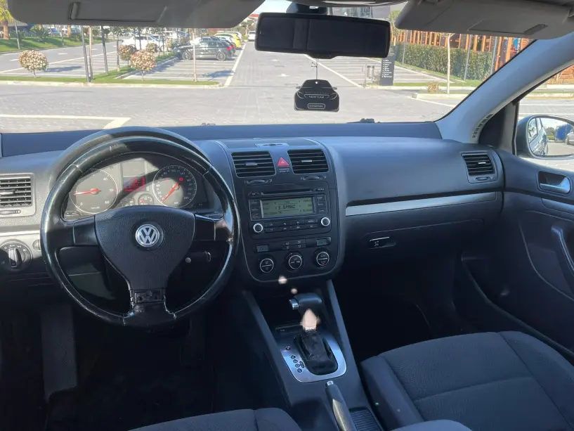 Rent a car in Tirana