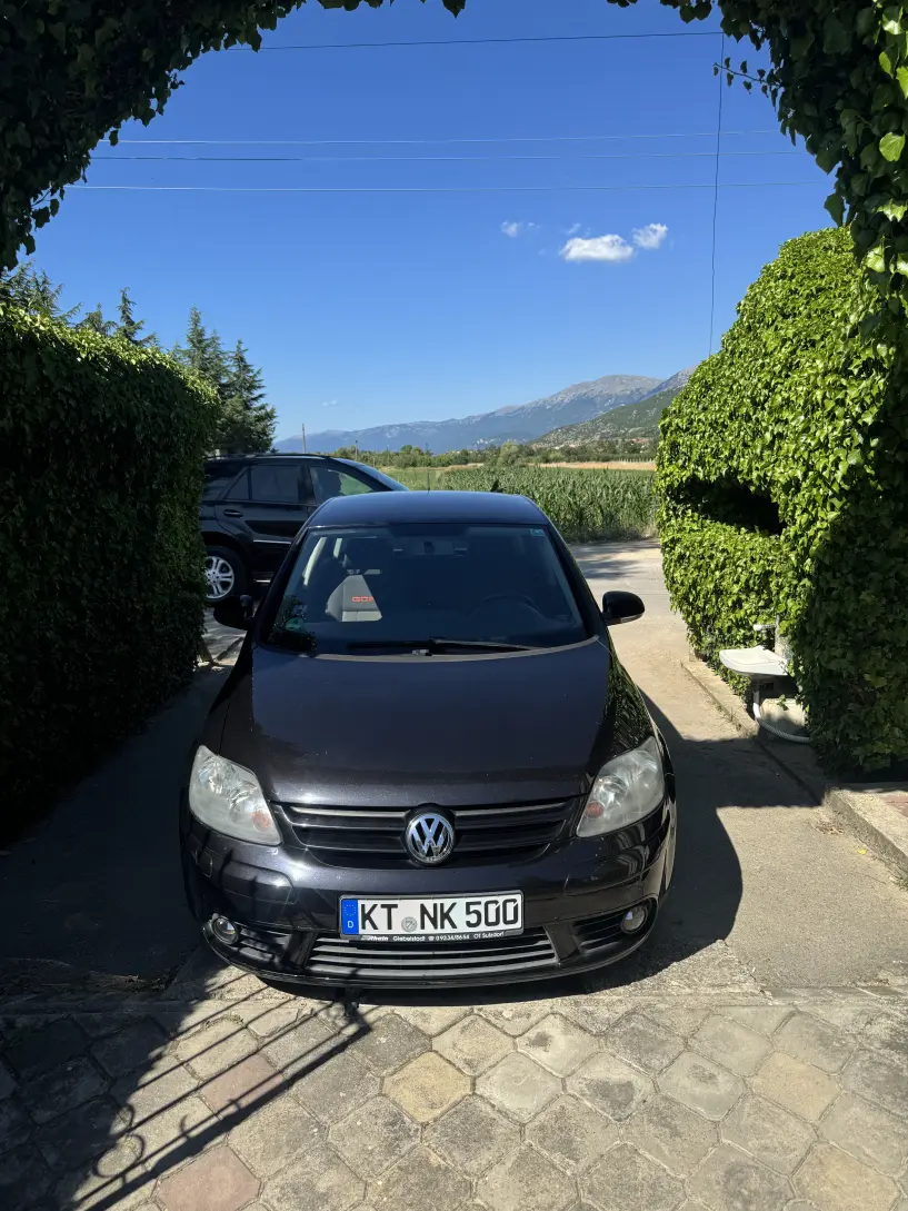 Rent a car in Tirana