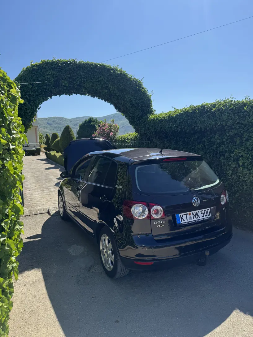 Rent a car in Tirana