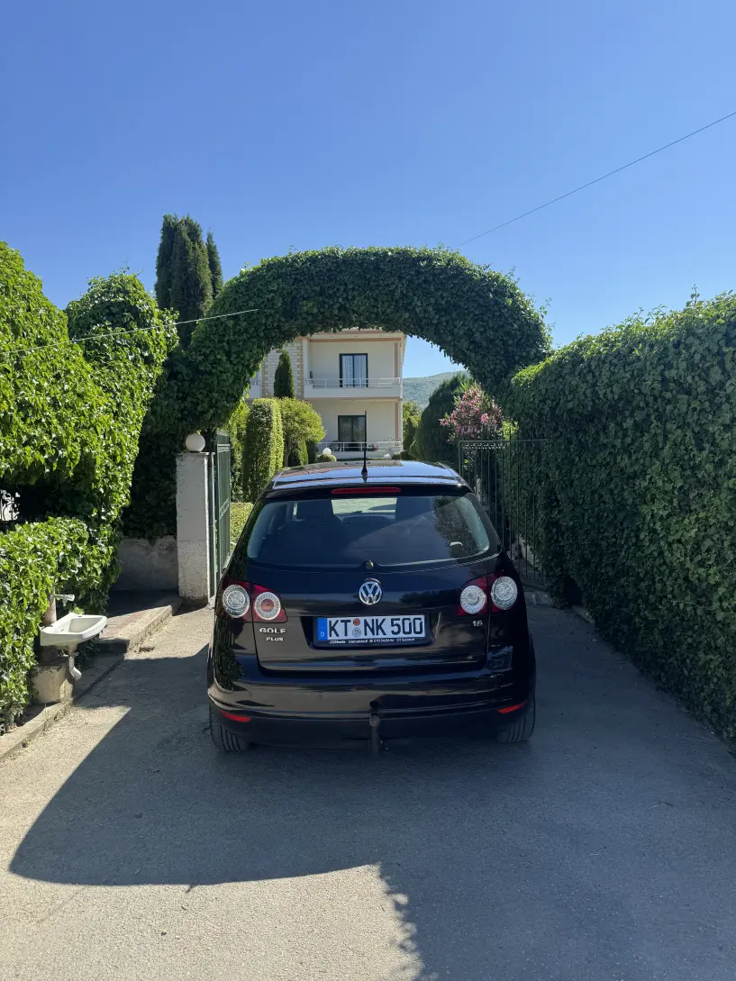 Rent a car in Tirana