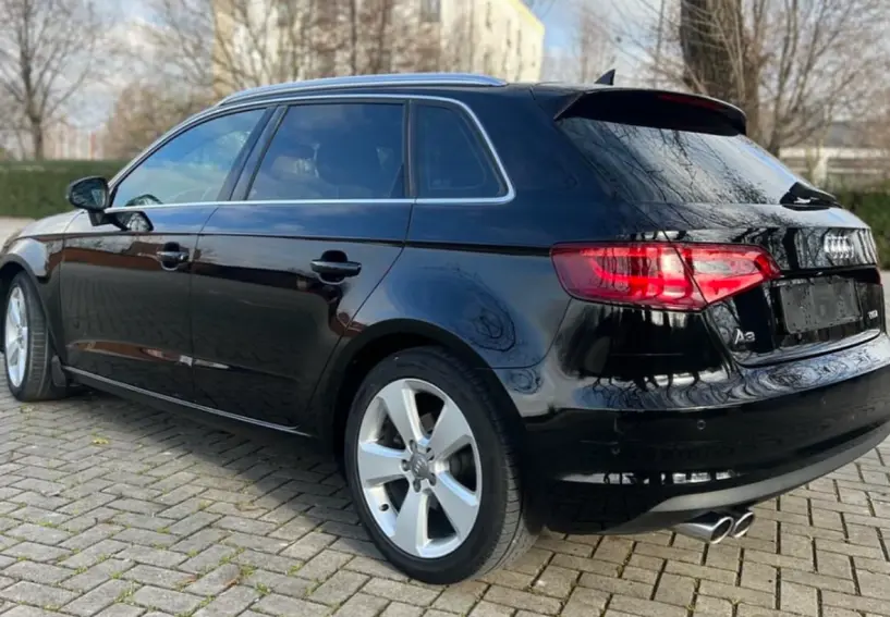 Rent a car in Tirana