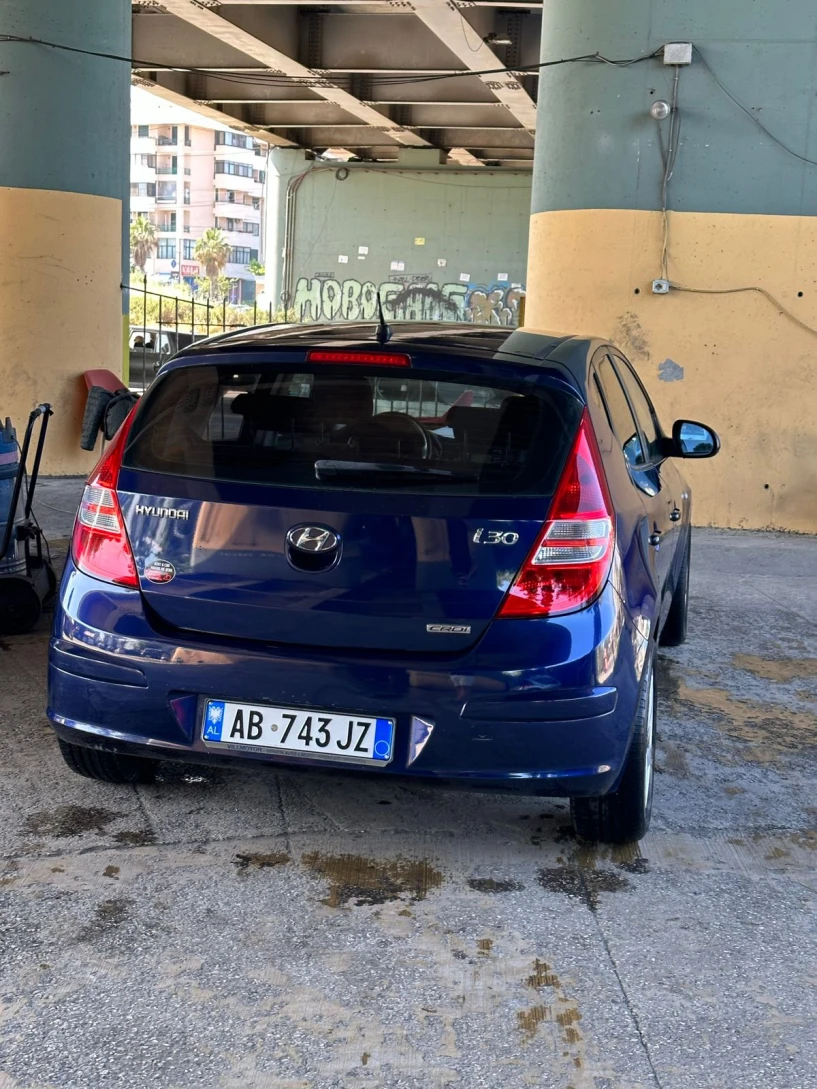 Alquila un coche en Durrës