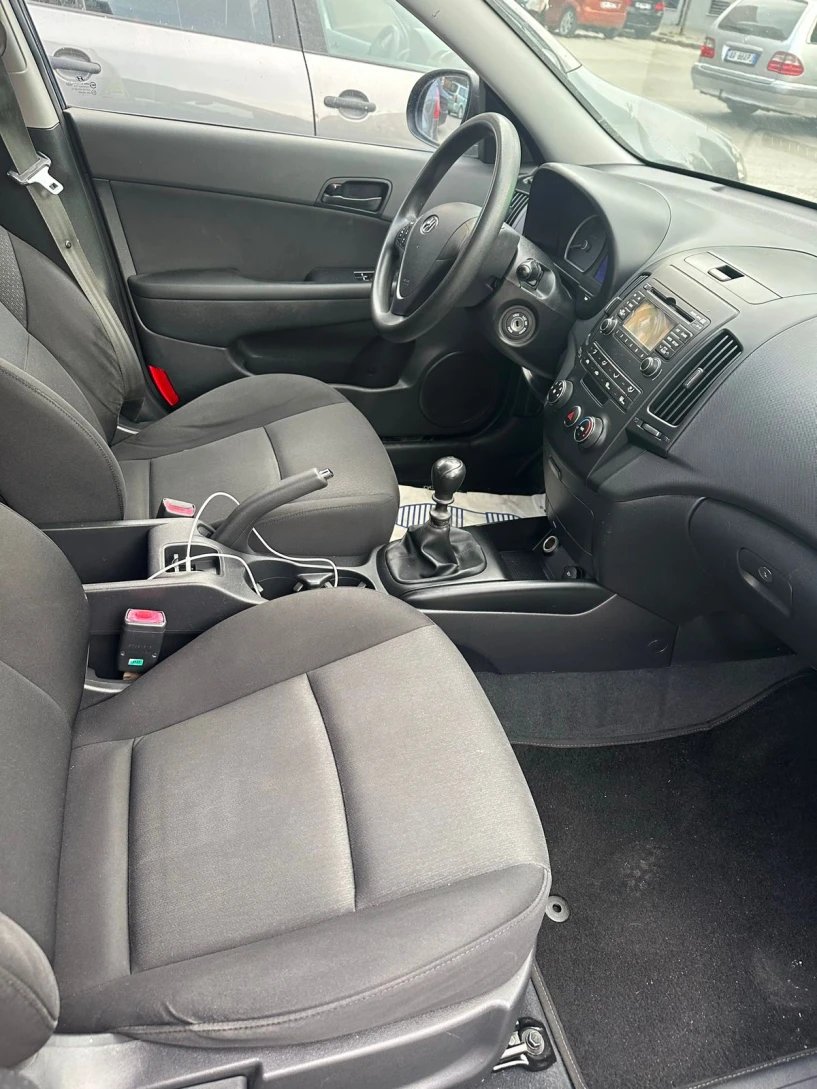 Alquila un coche en Durrës