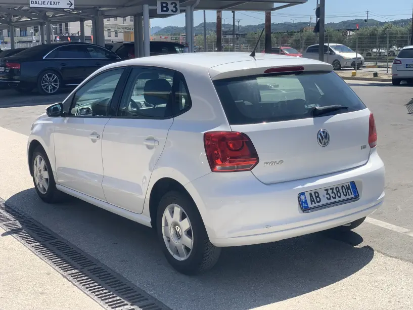 Rent a car in Tirana