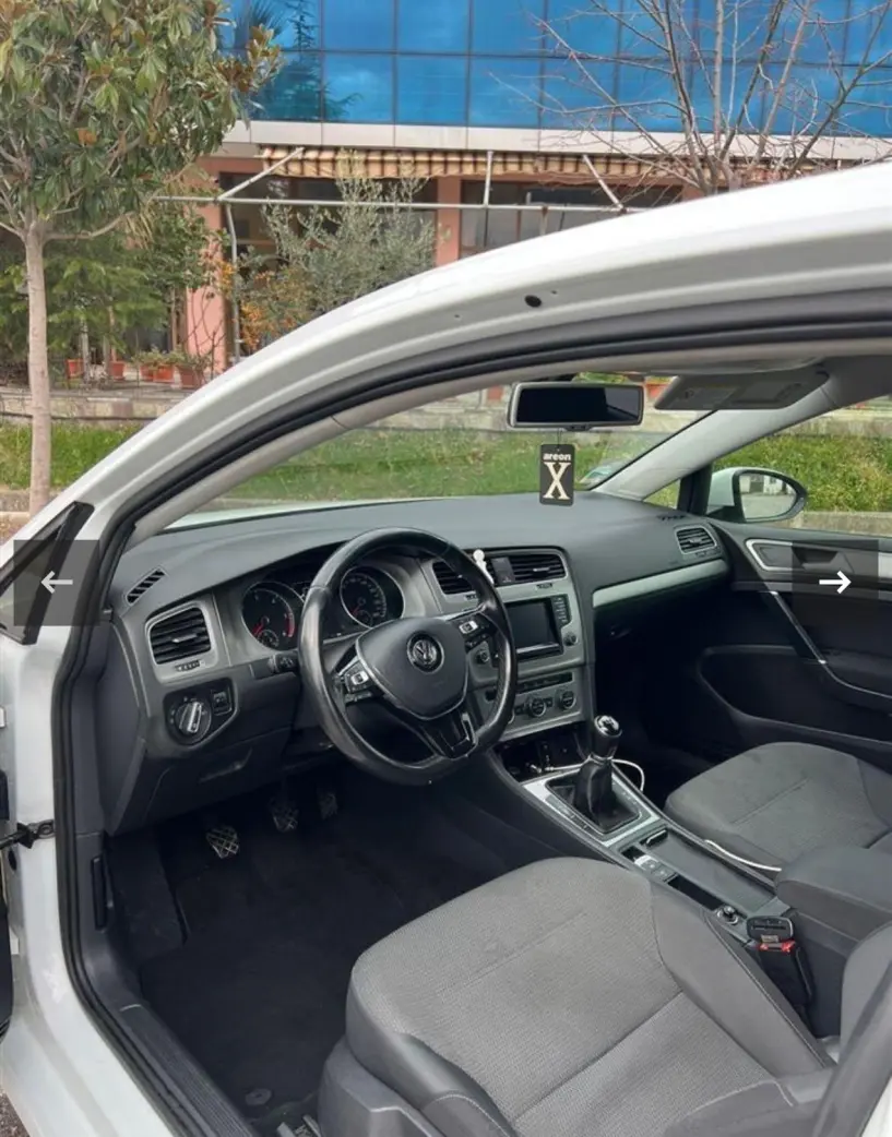 Rent a car in Tirana