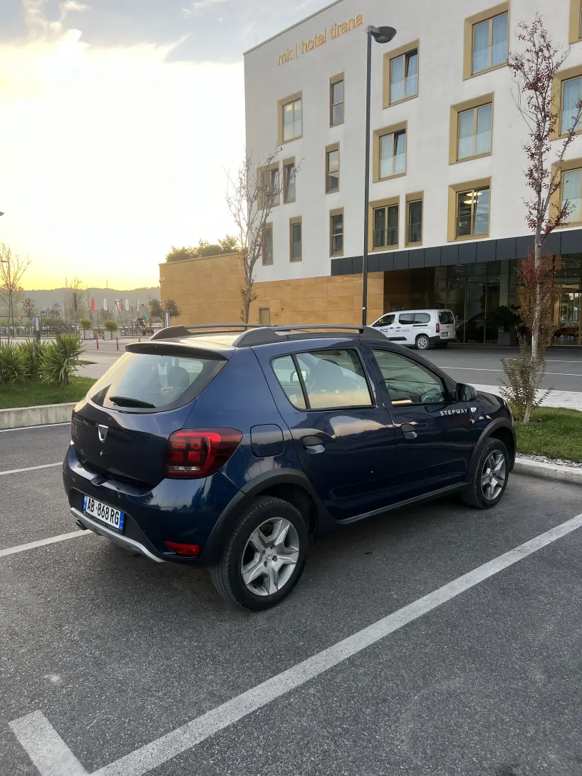 Auto mieten in Tirana
