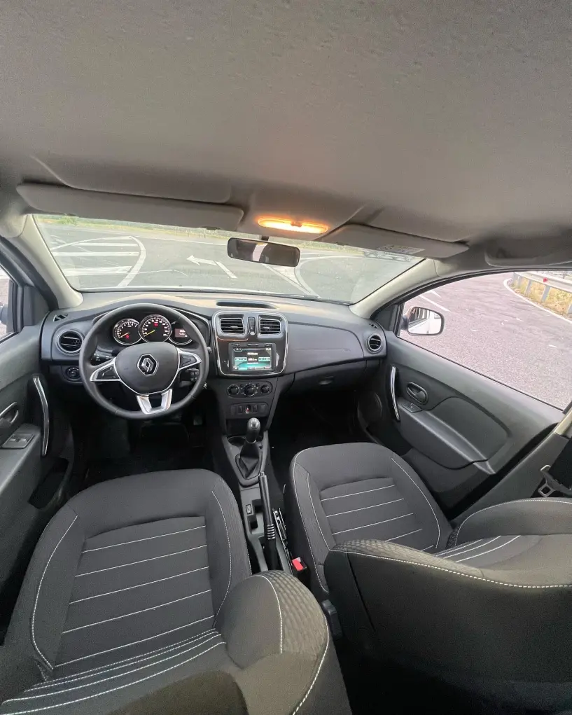 Wynajmij samochód w Tirana