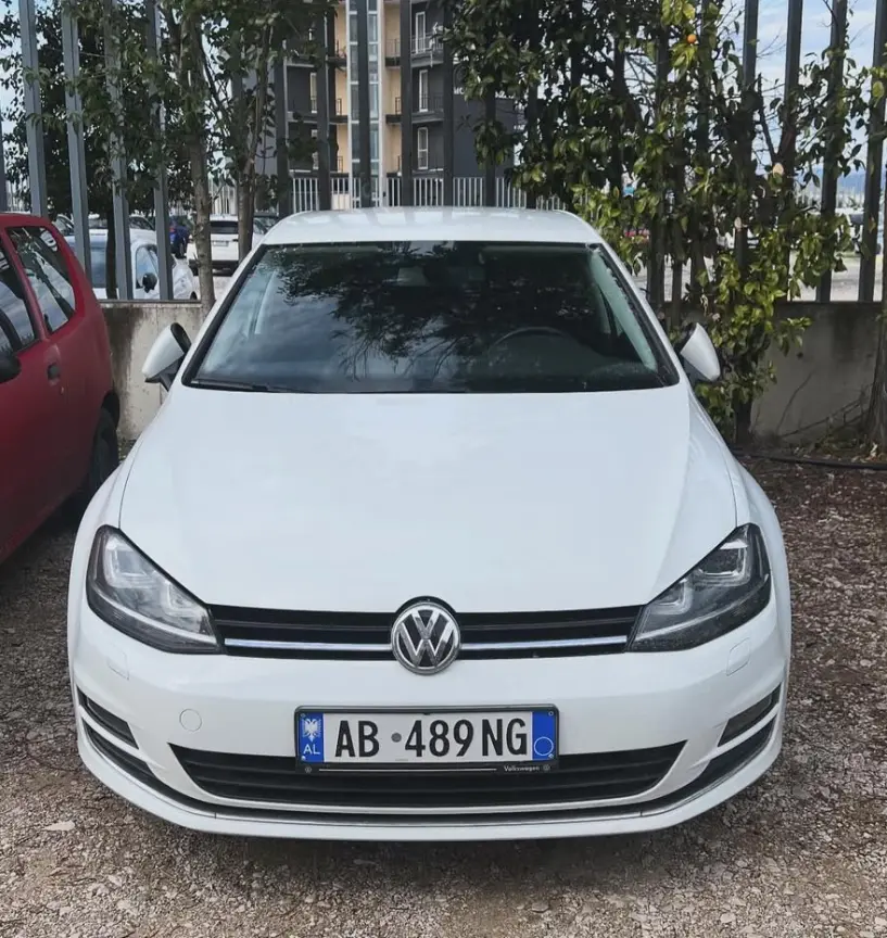 Rent a car in Tirana