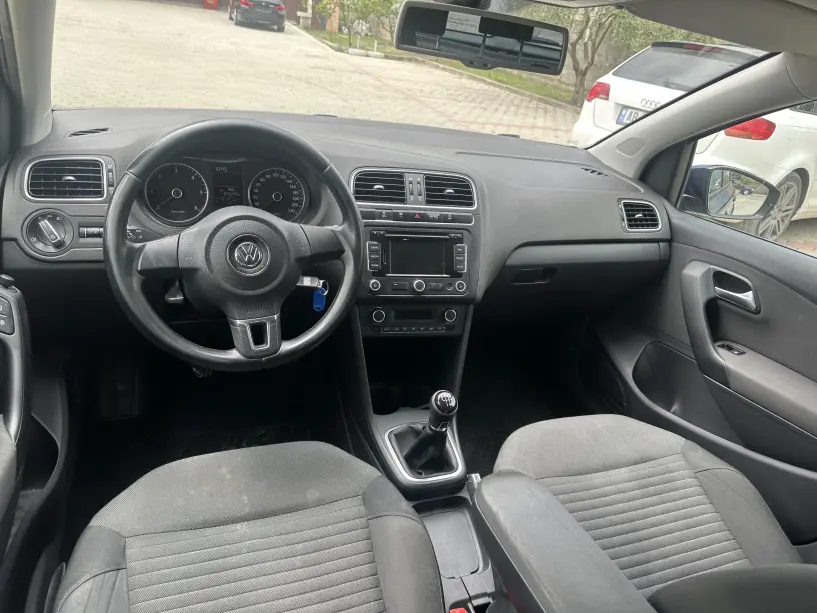 Rent a car in Tirana