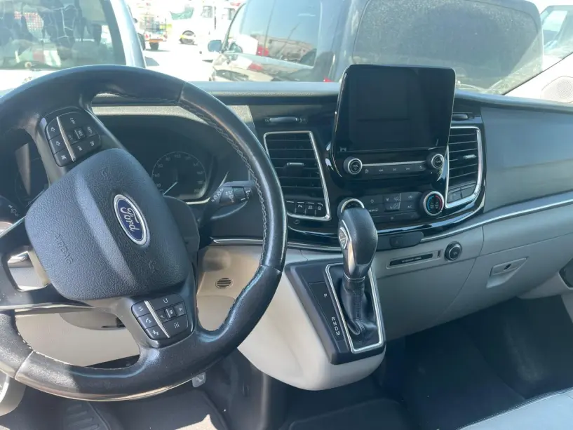 Alquila un coche en Tirana