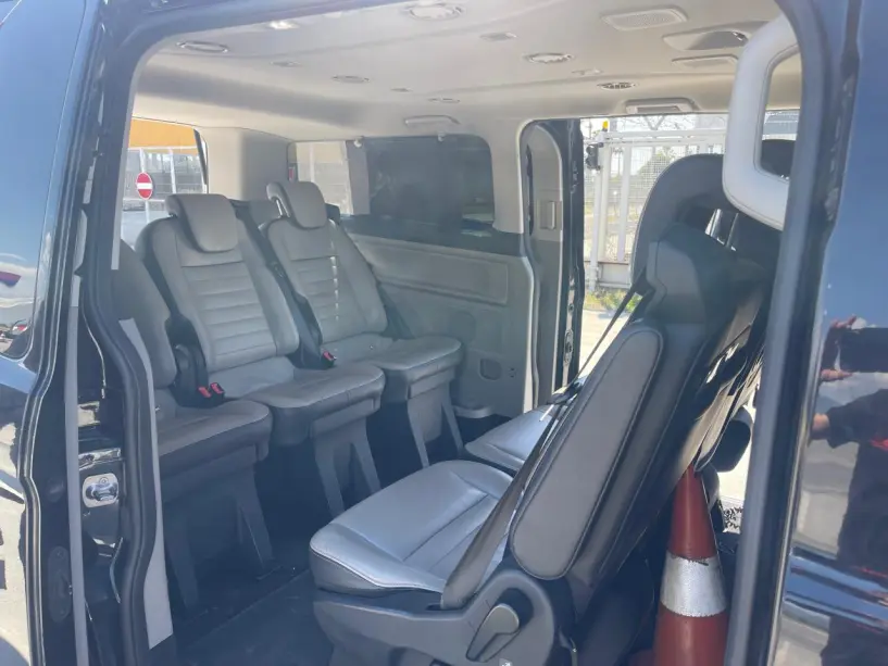 Alquila un coche en Tirana