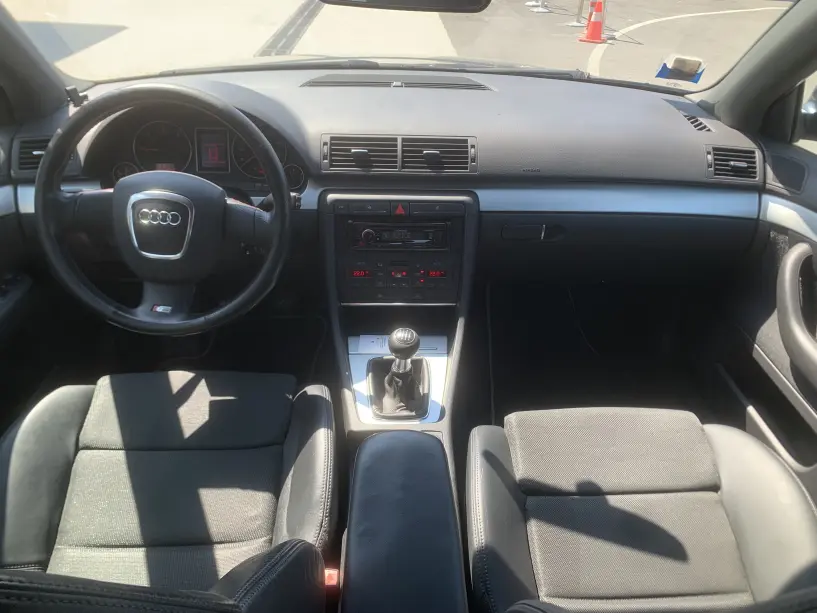 Rent a car in Tirana