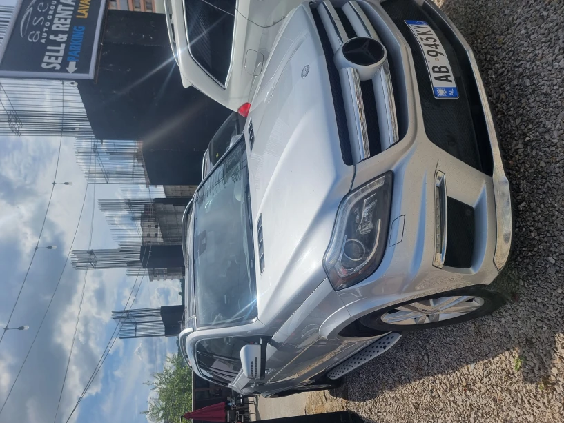 Wynajmij samochód w Tirana