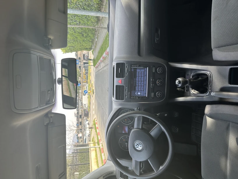 Alquila un coche en Tirana